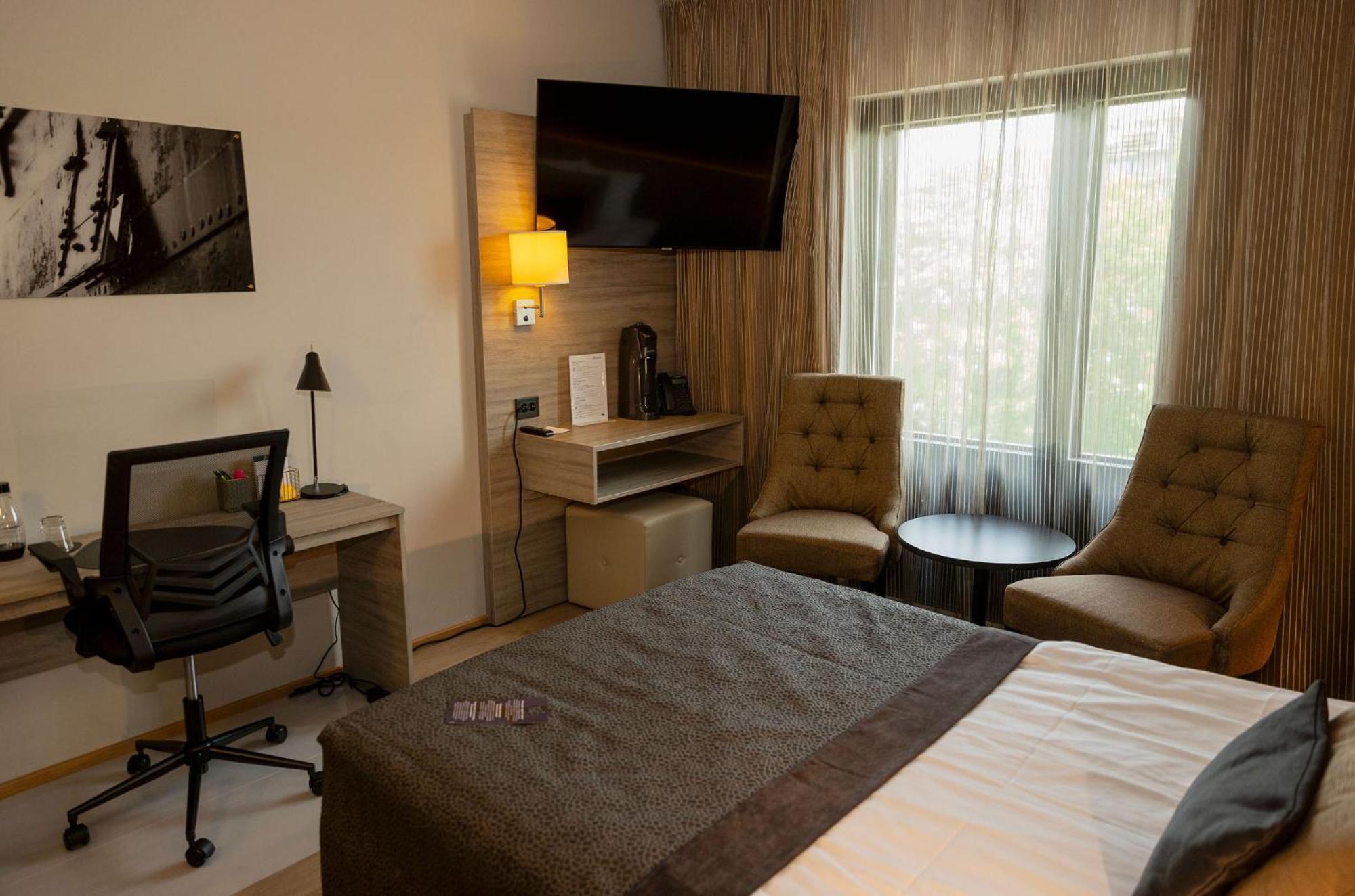 Hotel Pommern Mariehamn Buitenkant foto